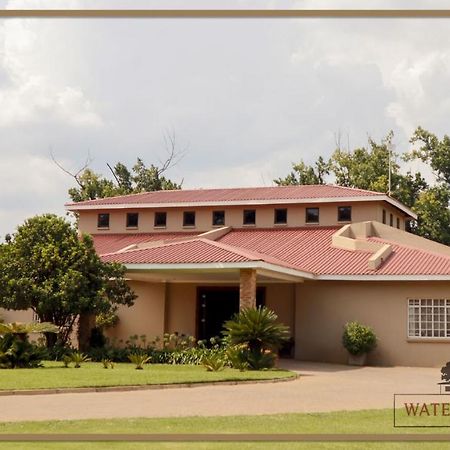 Water On Waldrift Guesthouse Vereeniging Exterior foto